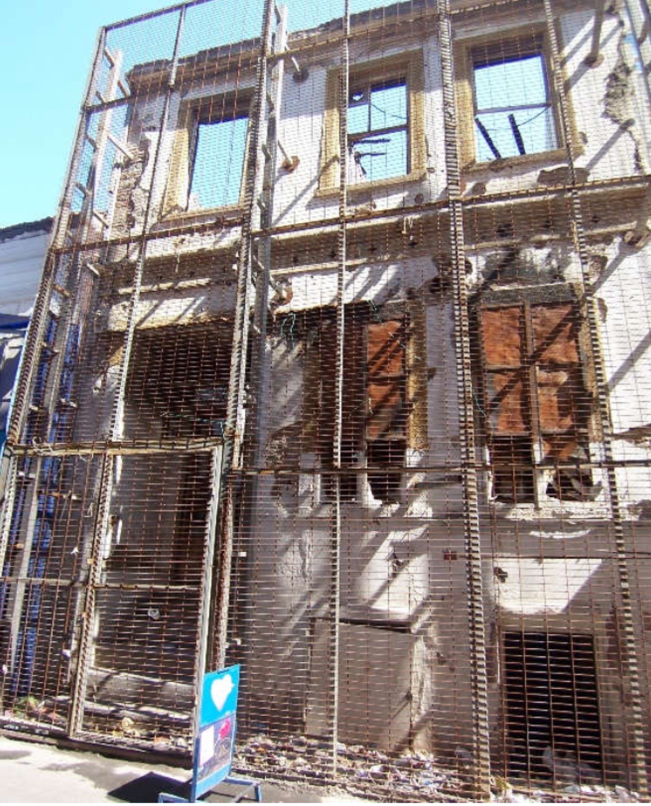 Kemeraltı projesinin mevcut, restorasyon öncesi hâli